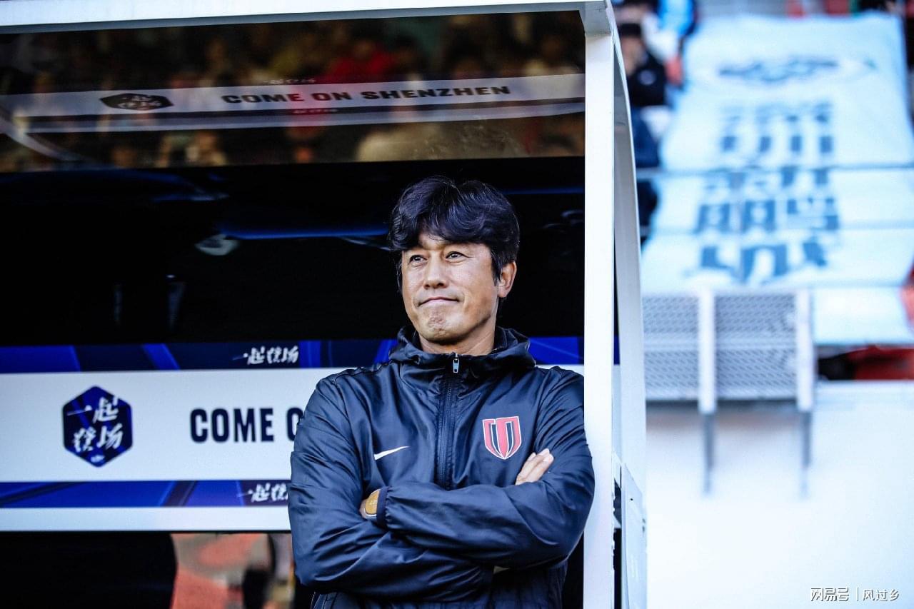 耀世娱乐-离队56天！徐正源炮轰蓉城：高层一手操控球员转会 将我彻底架空